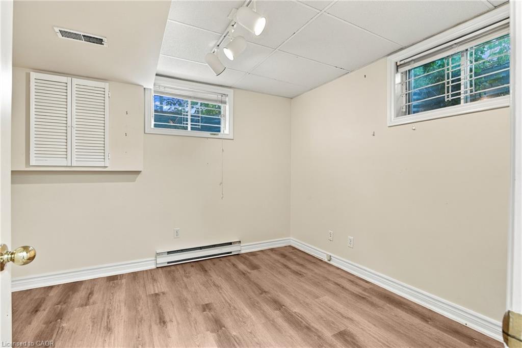 40 Emmett Street Property Photo 33