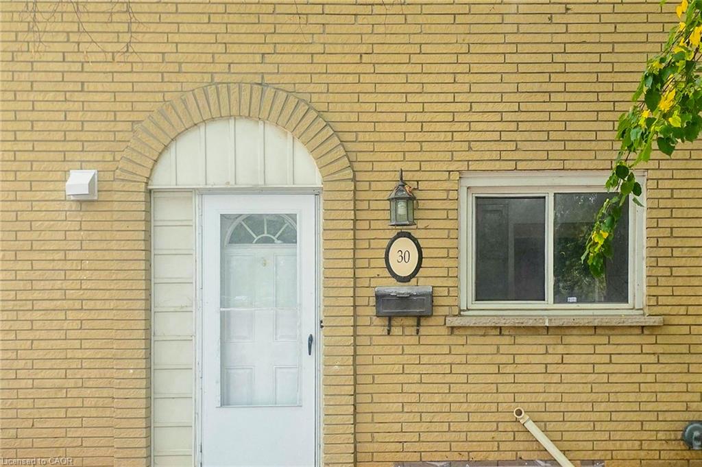 30 Jerome Crescent Property Photo 5