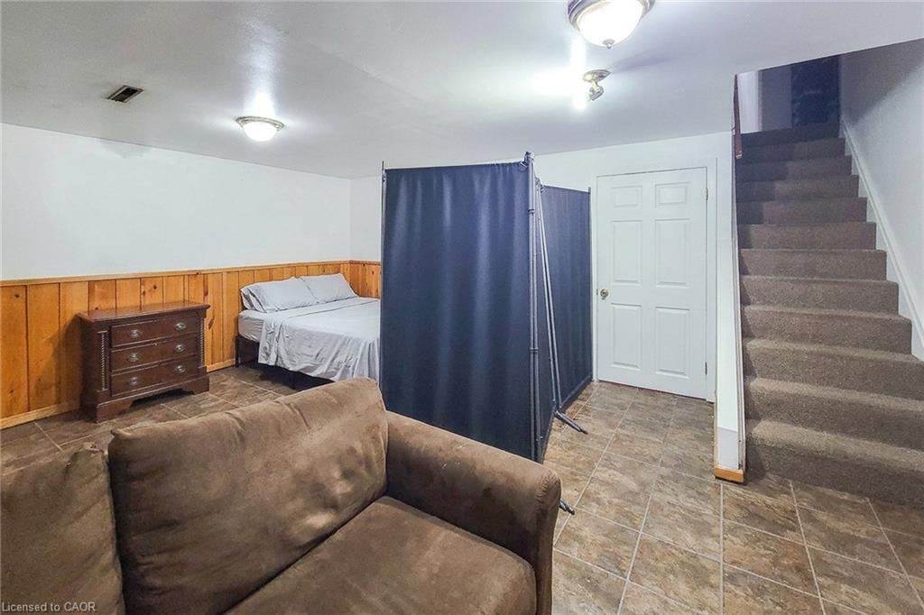 30 Jerome Crescent Property Photo 16