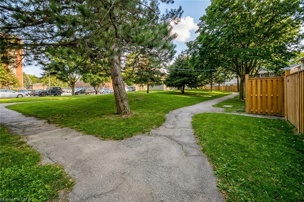 30 Jerome Crescent Property Photo 21