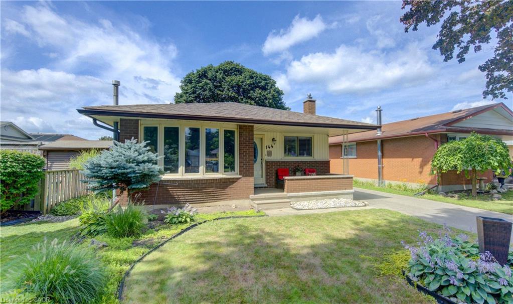 144 Holborn Drive Property Photo 3