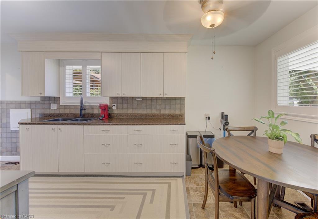 144 Holborn Drive Property Photo 8