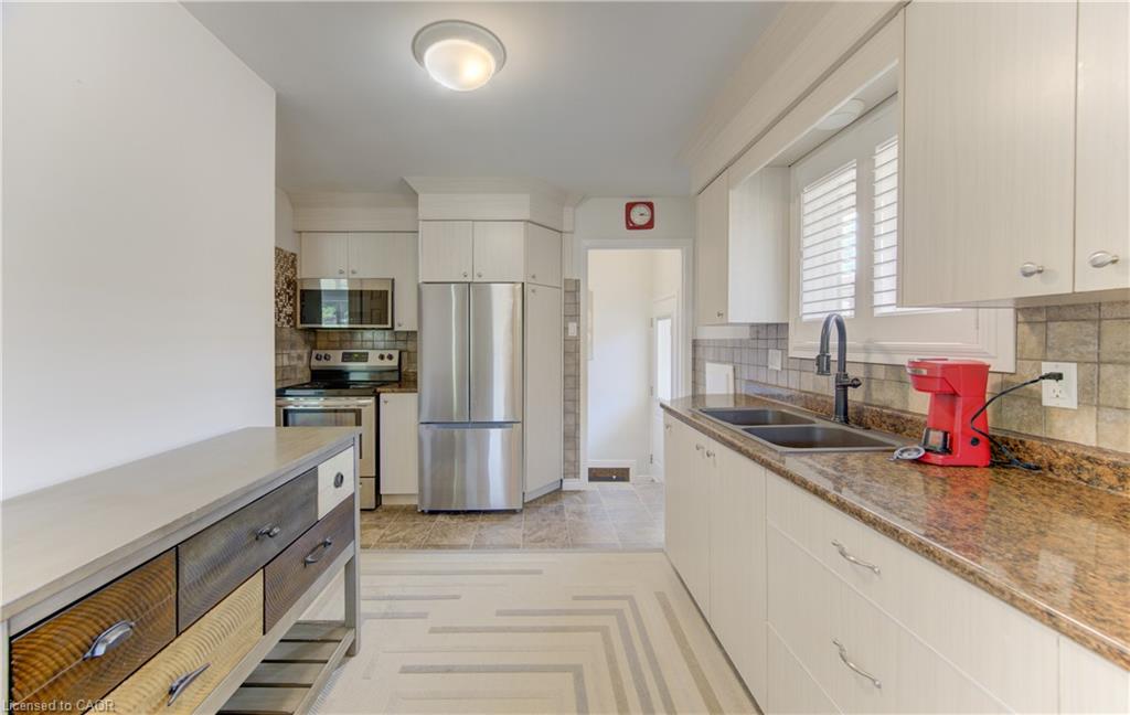 144 Holborn Drive Property Photo 14