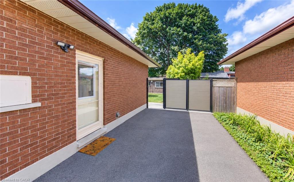 144 Holborn Drive Property Photo 34