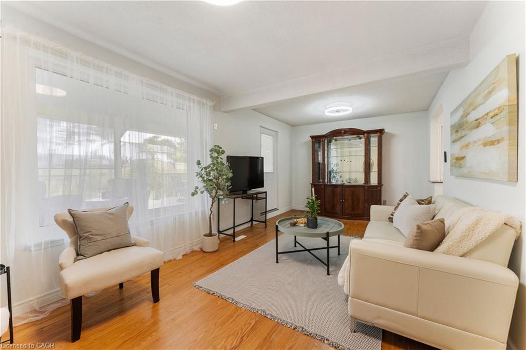 204 Birchcliffe Crescent Property Photo 18
