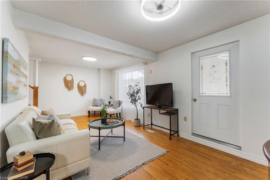 204 Birchcliffe Crescent Property Photo 19