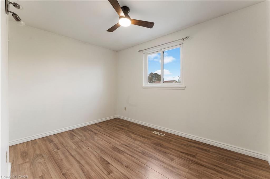 204 Birchcliffe Crescent Property Photo 29