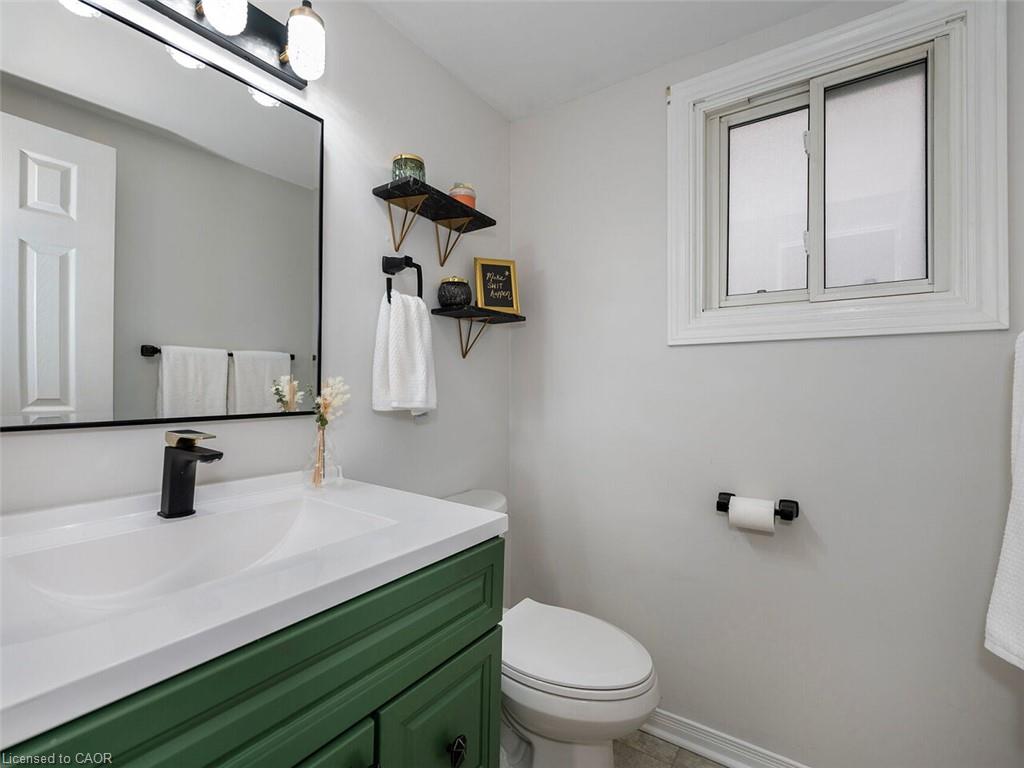 74 Maiden Lane Property Photo 22