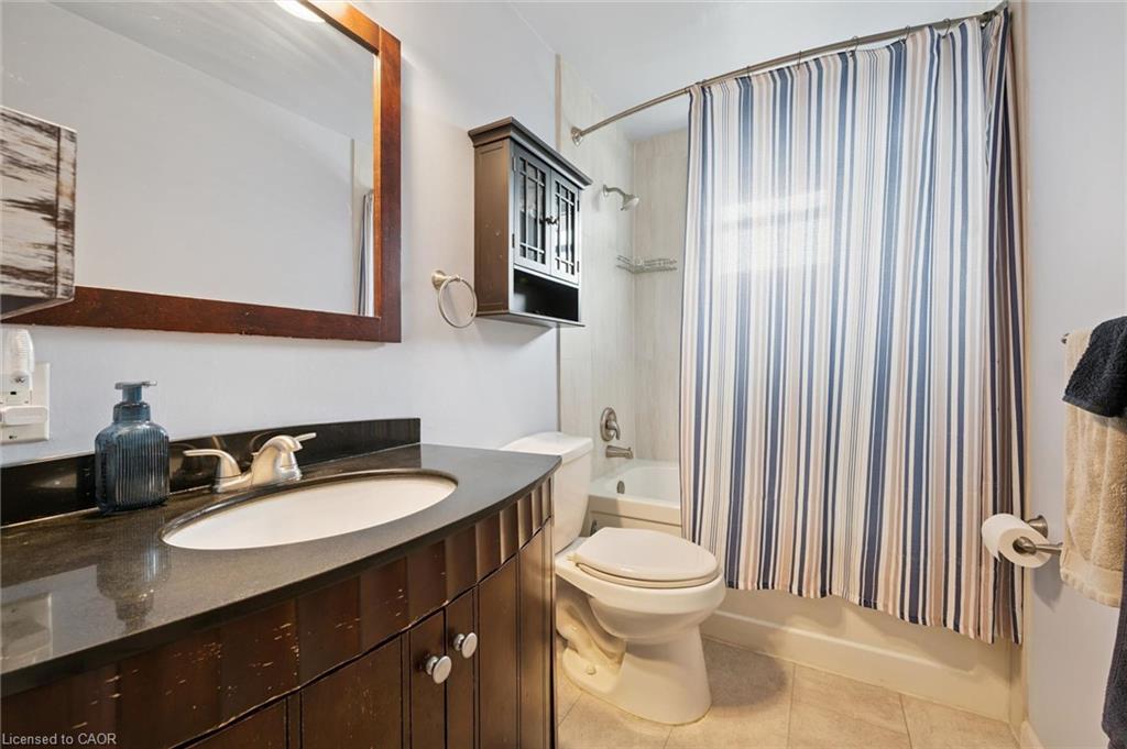 121 Nathaniel Crescent Property Photo 17