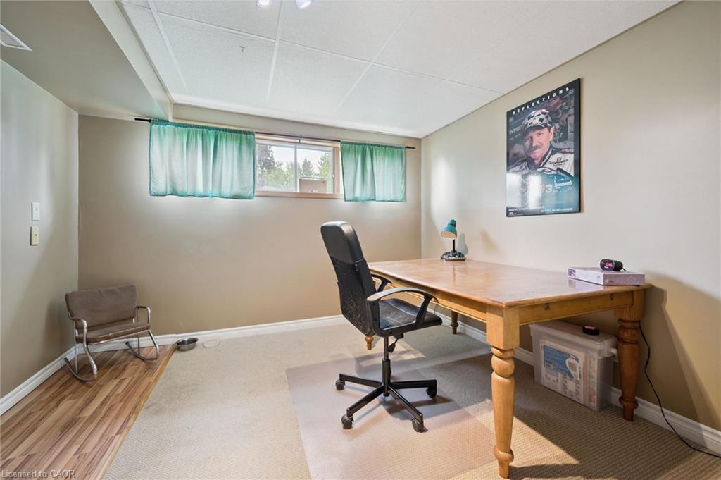 121 Nathaniel Crescent Property Photo 20