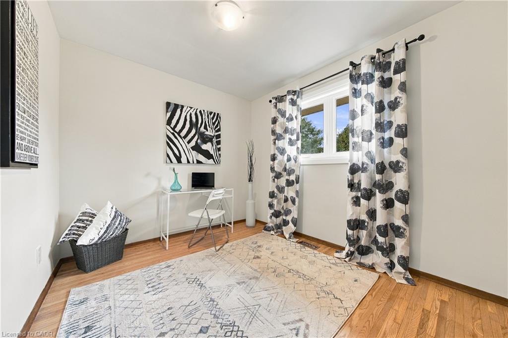 662 Dynes Road Property Photo 20