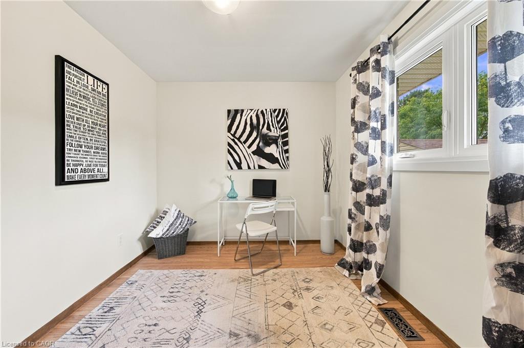 662 Dynes Road Property Photo 21