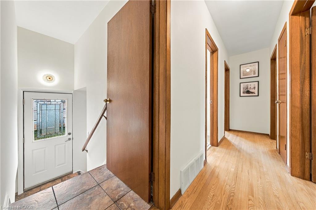 662 Dynes Road Property Photo 22
