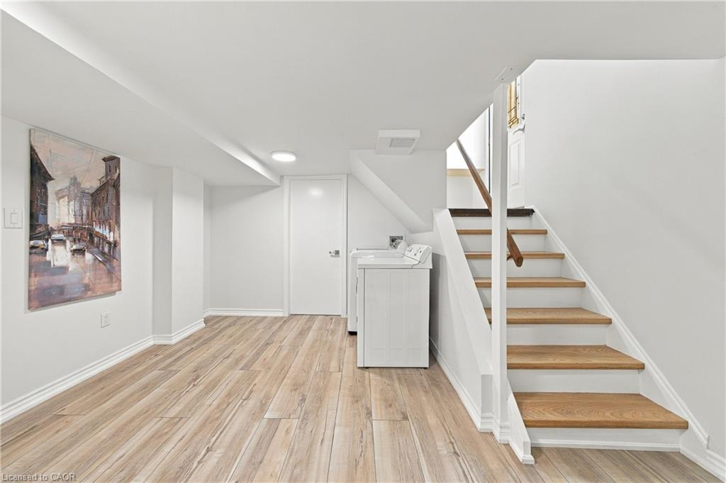 662 Dynes Road Property Photo 25