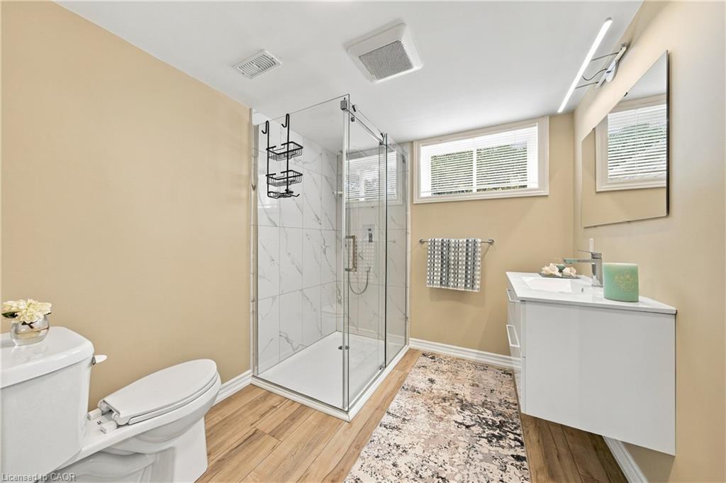 662 Dynes Road Property Photo 26