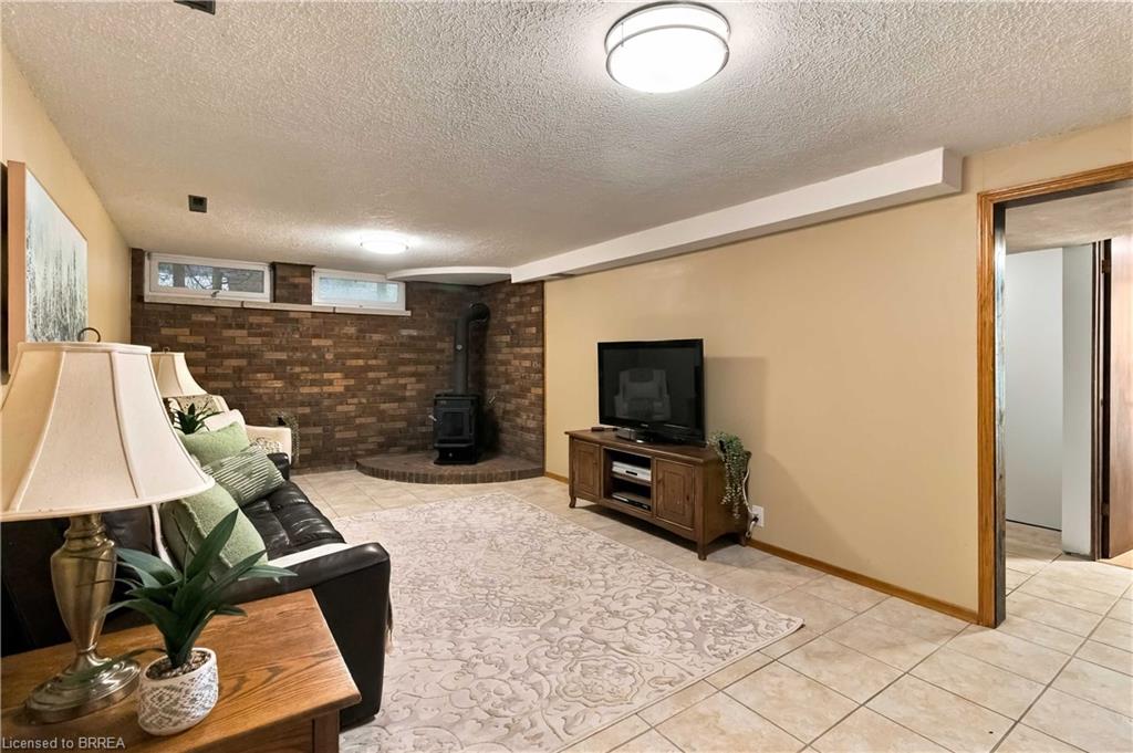 22 Applewood Crescent Property Photo 26