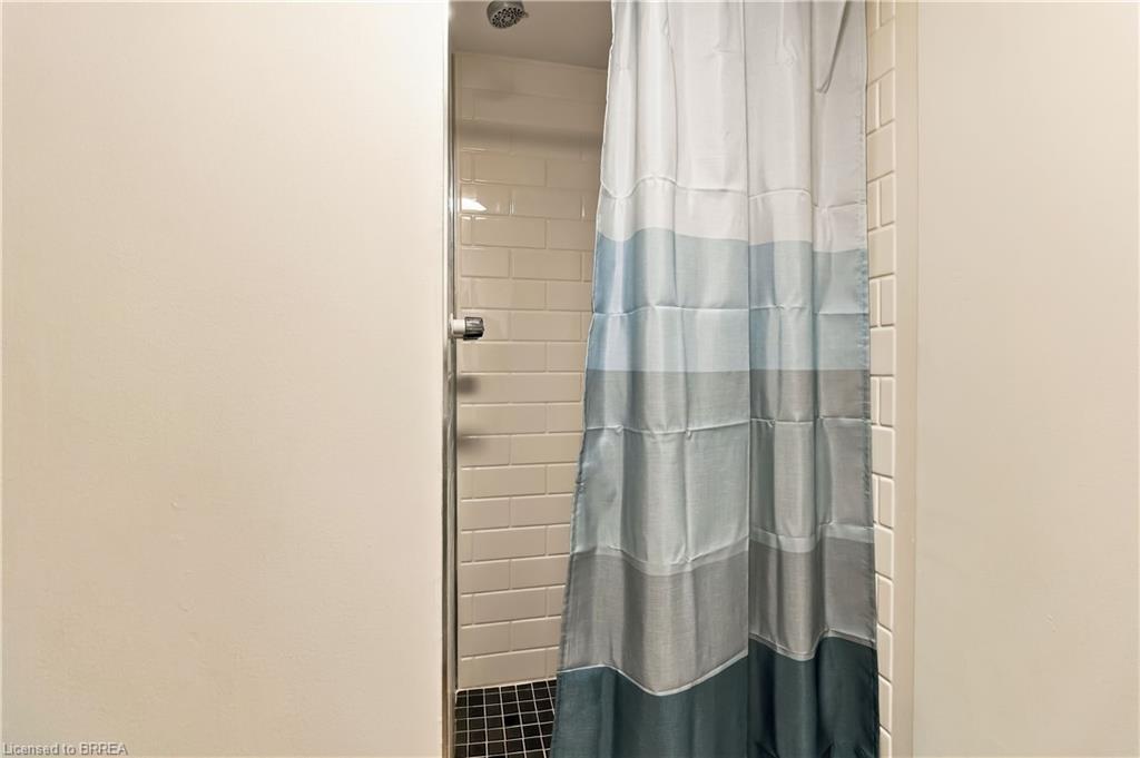 22 Applewood Crescent Property Photo 28
