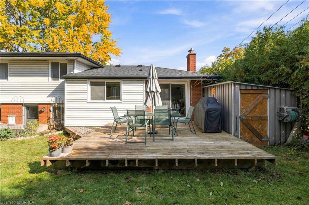 22 Applewood Crescent Property Photo 32