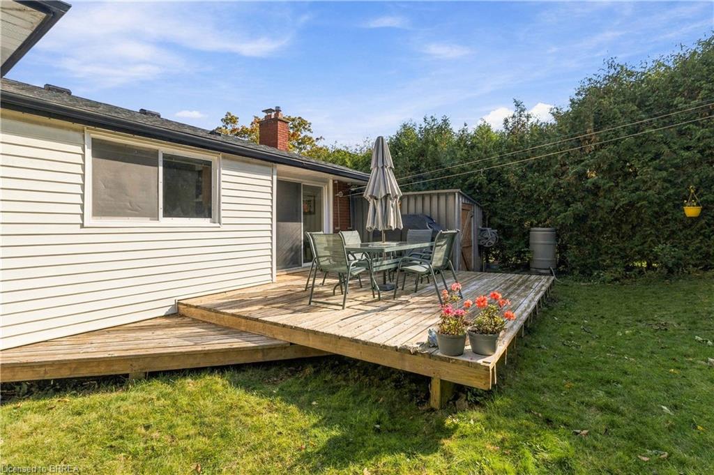 22 Applewood Crescent Property Photo 34