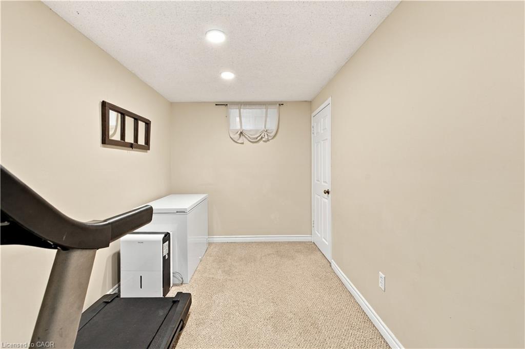 91 Angela Crescent Property Photo 22