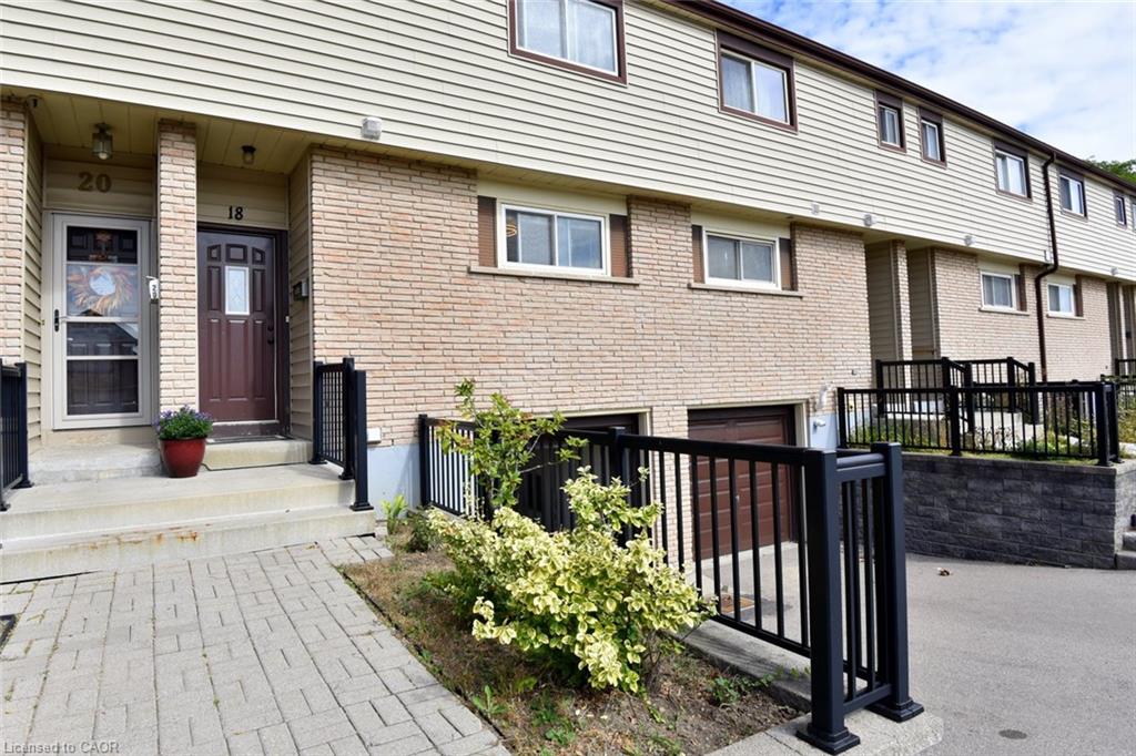 18 Claudette Gate Property Photo 4