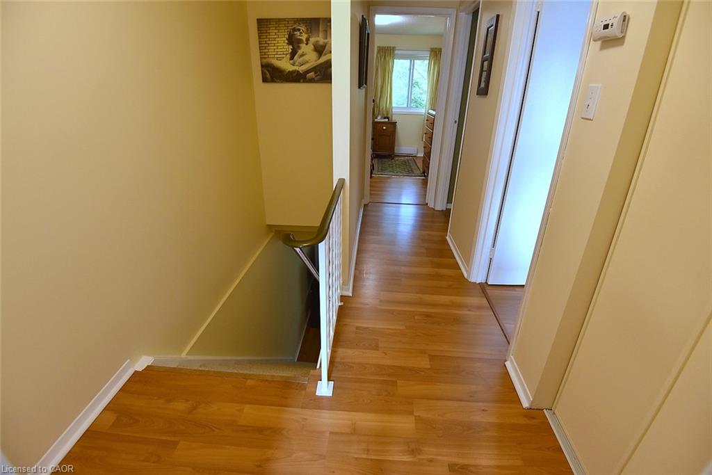 18 Claudette Gate Property Photo 16