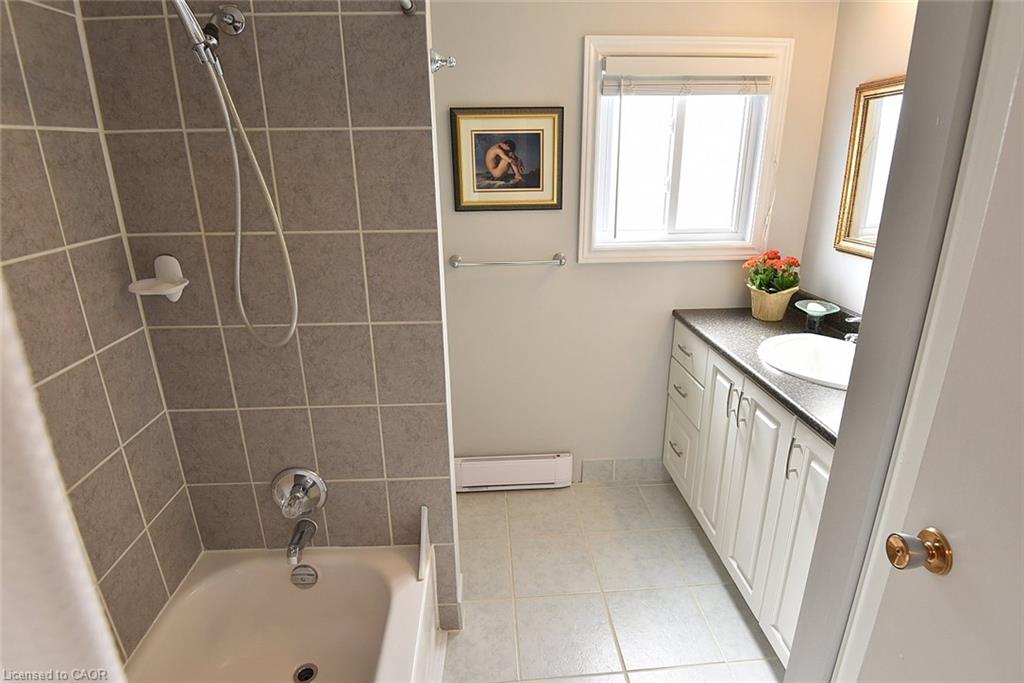 18 Claudette Gate Property Photo 23