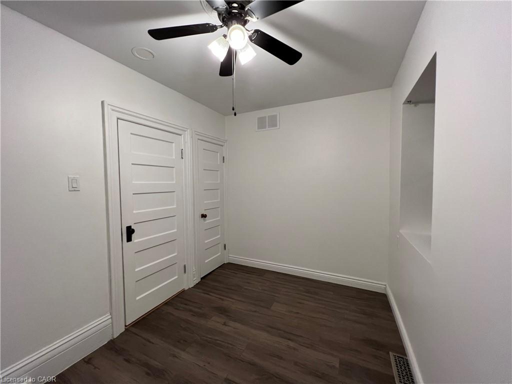 16 Alma Street N Property Photo 27