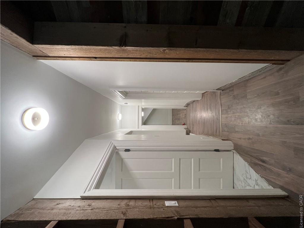 16 Alma Street N Property Photo 28