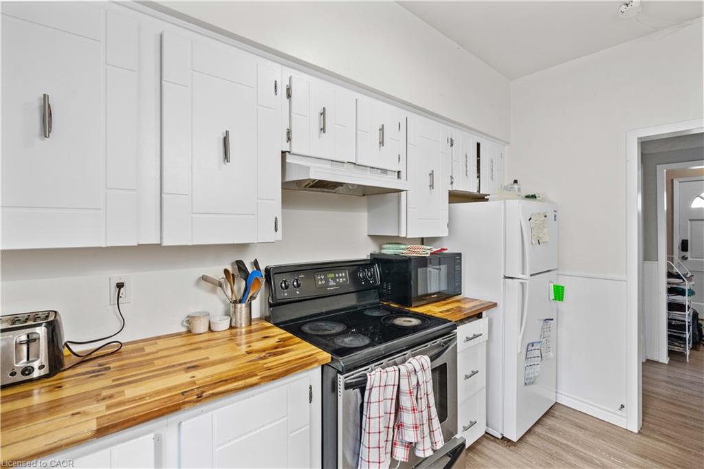 33 Cline Avenue N Property Photo 12