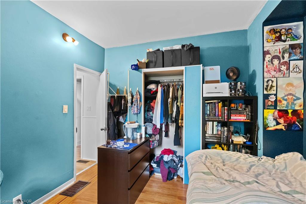 33 Cline Avenue N Property Photo 14