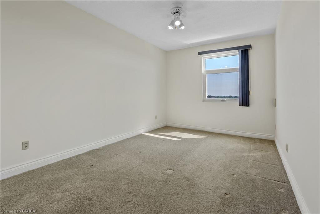 905-9 Bonheur Court Property Photo 18