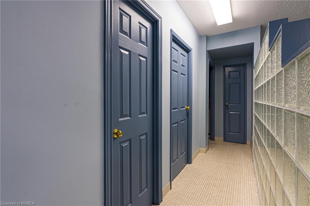 905-9 Bonheur Court Property Photo 27