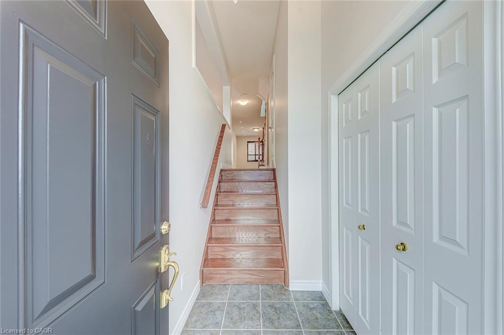18-2280 Baronwood Drive Property Photo 3