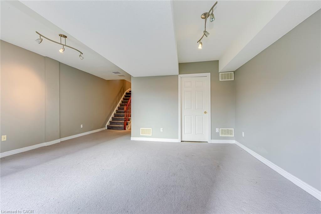 18-2280 Baronwood Drive Property Photo 41