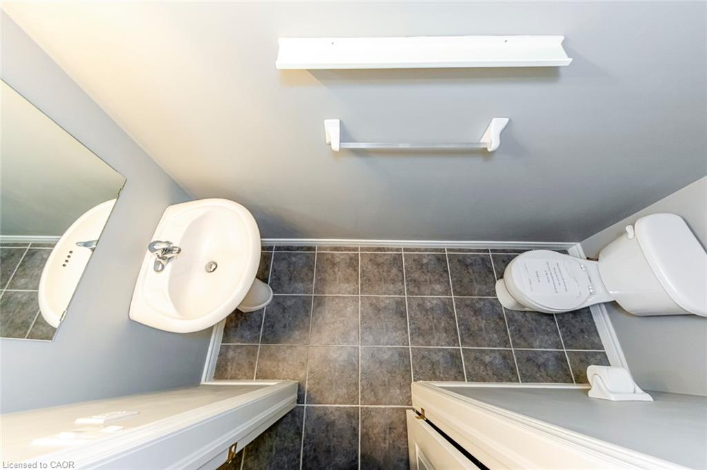18-2280 Baronwood Drive Property Photo 42