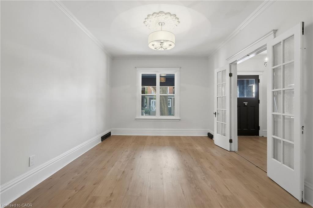 60 Stirton Street Property Photo 5
