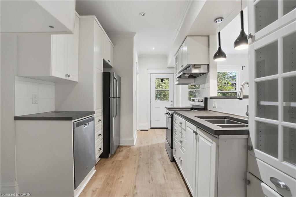 60 Stirton Street Property Photo 14