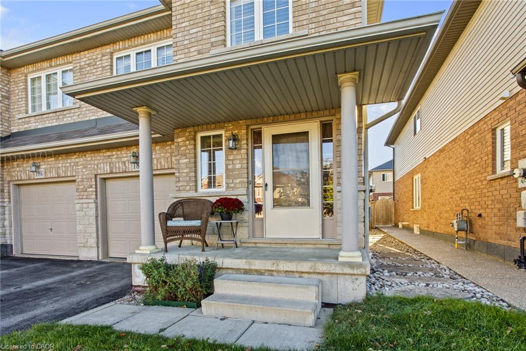 184 Pelech Crescent Property Photo 3