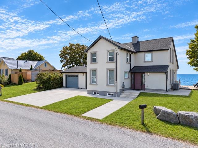 2952 North Shore Drive Property Photo 2