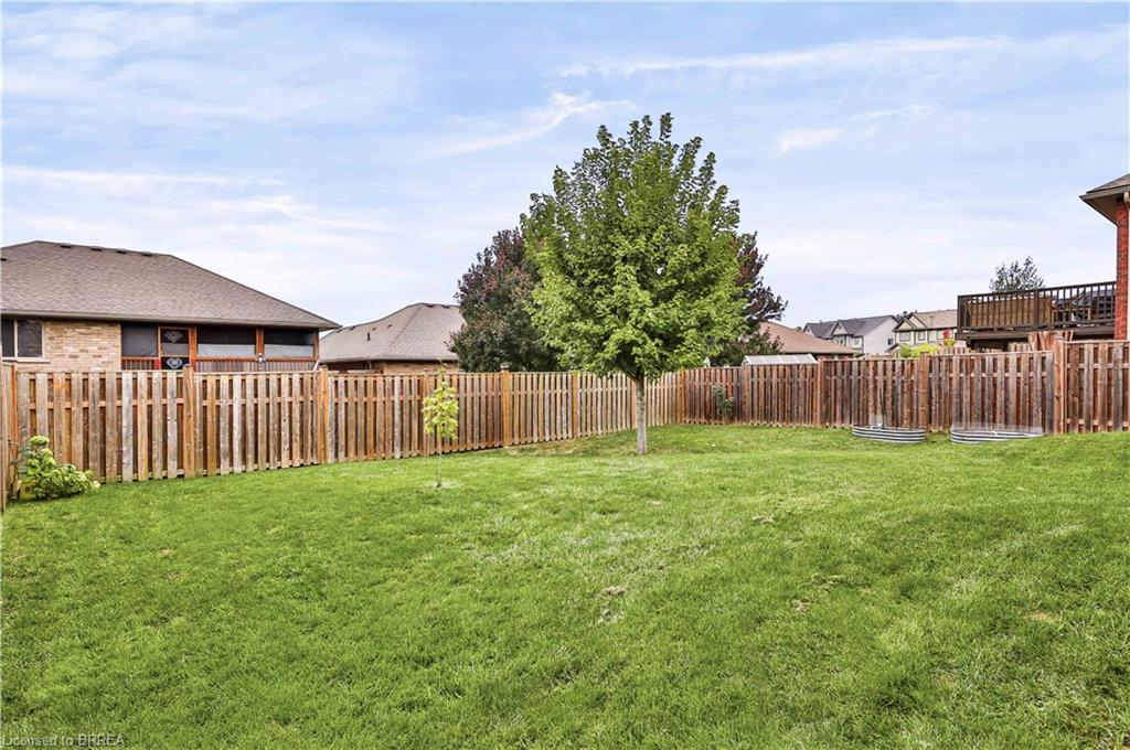 62 Redbud Crescent Property Photo 37