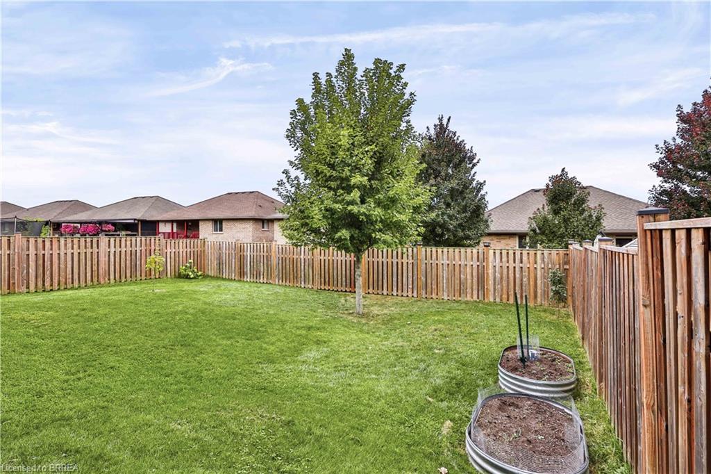 62 Redbud Crescent Property Photo 38