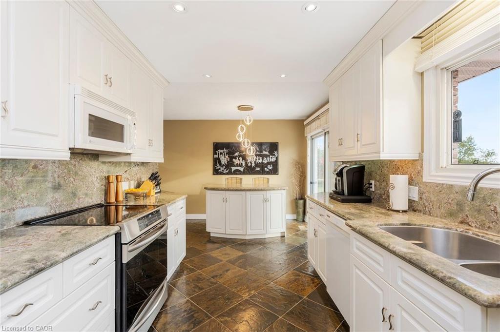 12216 Sixth Line Property Photo 19