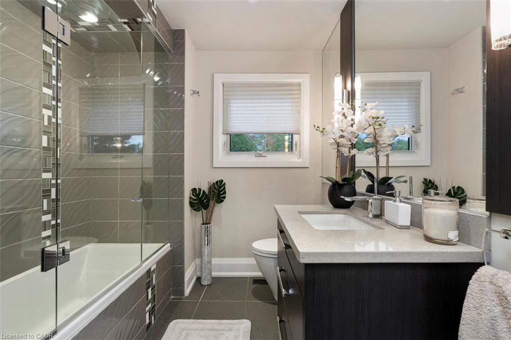 12216 Sixth Line Property Photo 28