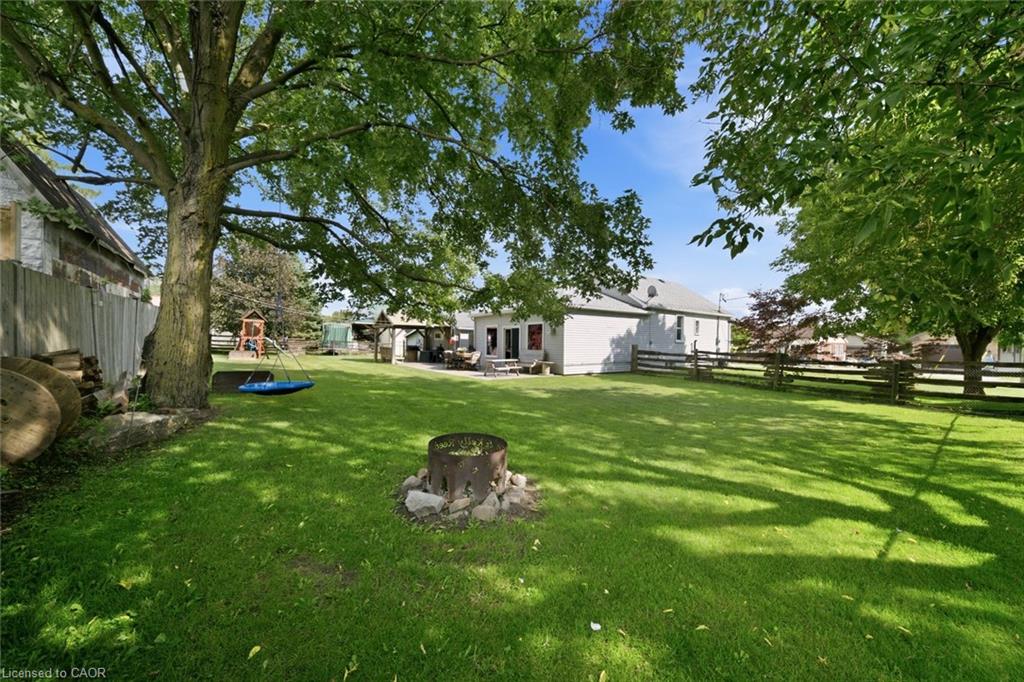 2214 William Shakespeare Street Property Photo 32