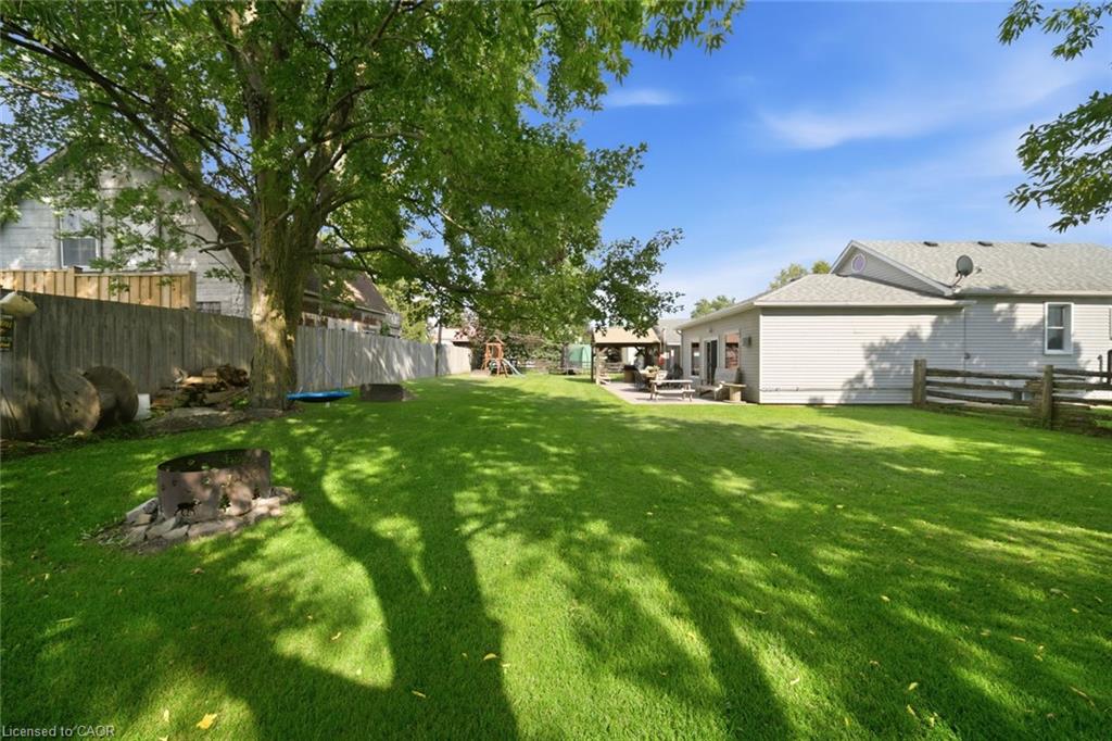 2214 William Shakespeare Street Property Photo 33