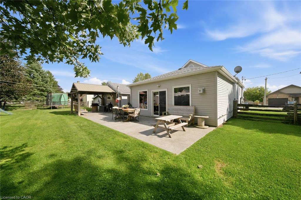 2214 William Shakespeare Street Property Photo 36
