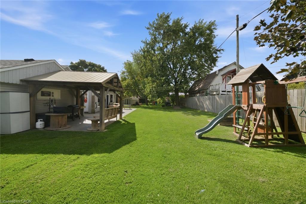2214 William Shakespeare Street Property Photo 43