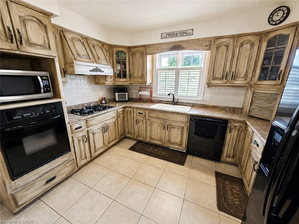 120 Lynndale Road Property Photo 10