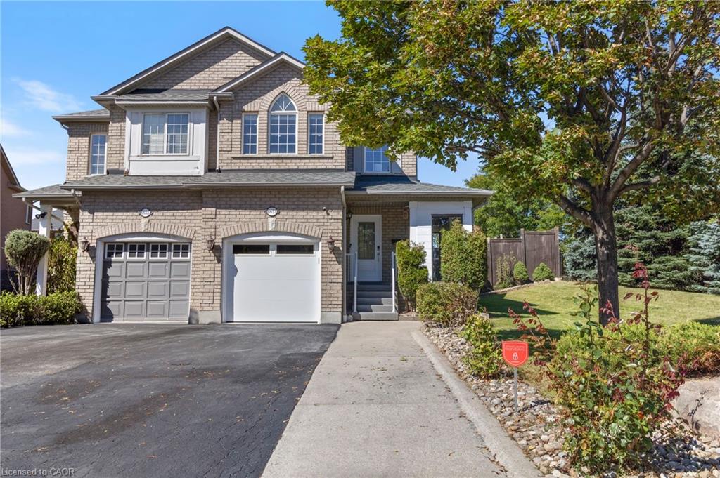 6653 Opera Glass Crescent Property Photo 2
